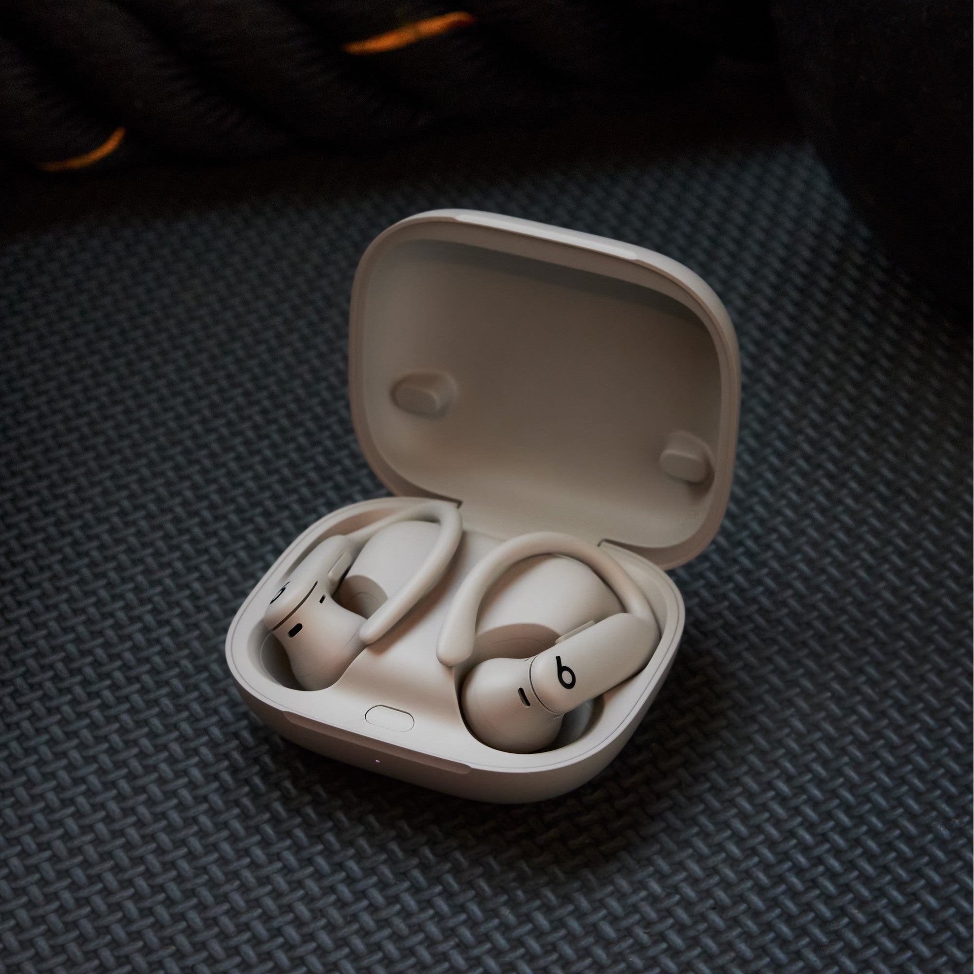 Powerbeats Pro 2 Quick Sand, iRestore Chisinau